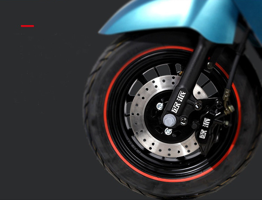 Small Backrest Ladies Electric Scooter Front Big Disk Brake 600W 60km Long Range