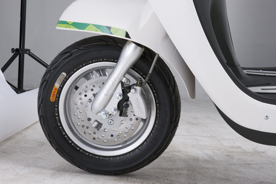 Newly Design Electric Pedal Moped , Ladies Electric Scooter Long Range